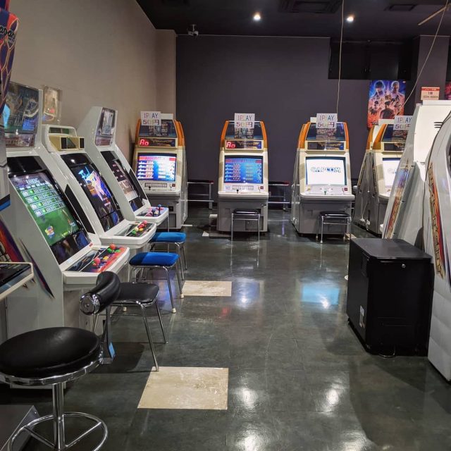 ゲーセン女子 Game Center Girl