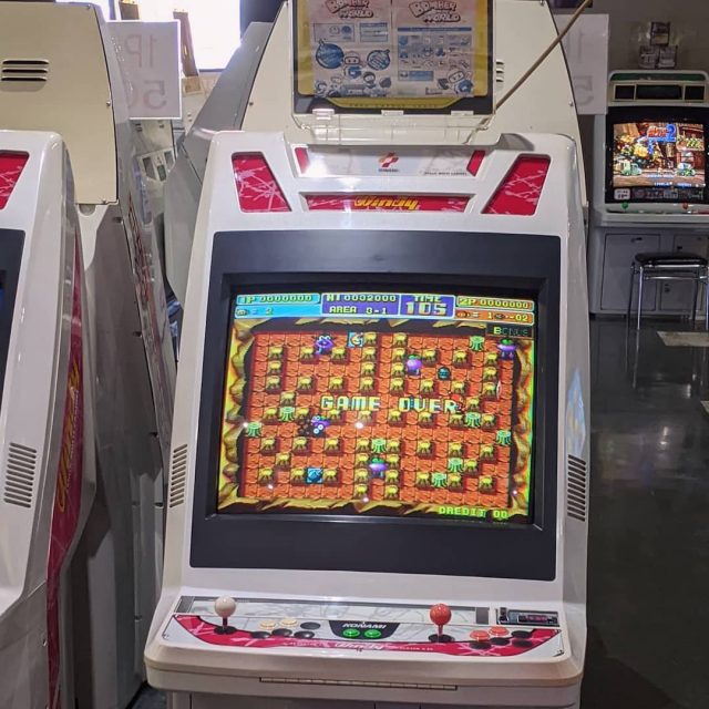 ゲーセン女子 Game Center Girl